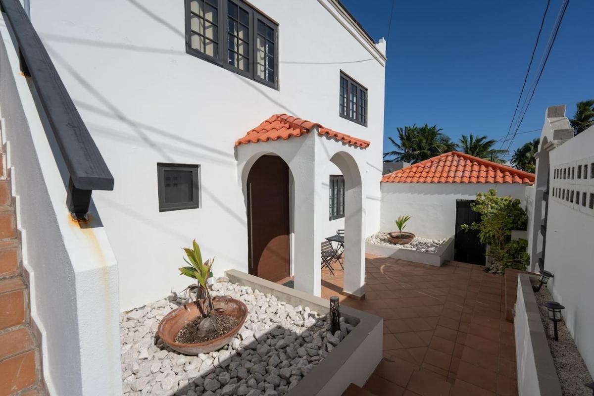 4 Bedroom Kikita Beach Villa Oceanfront W Pool Dorado Εξωτερικό φωτογραφία